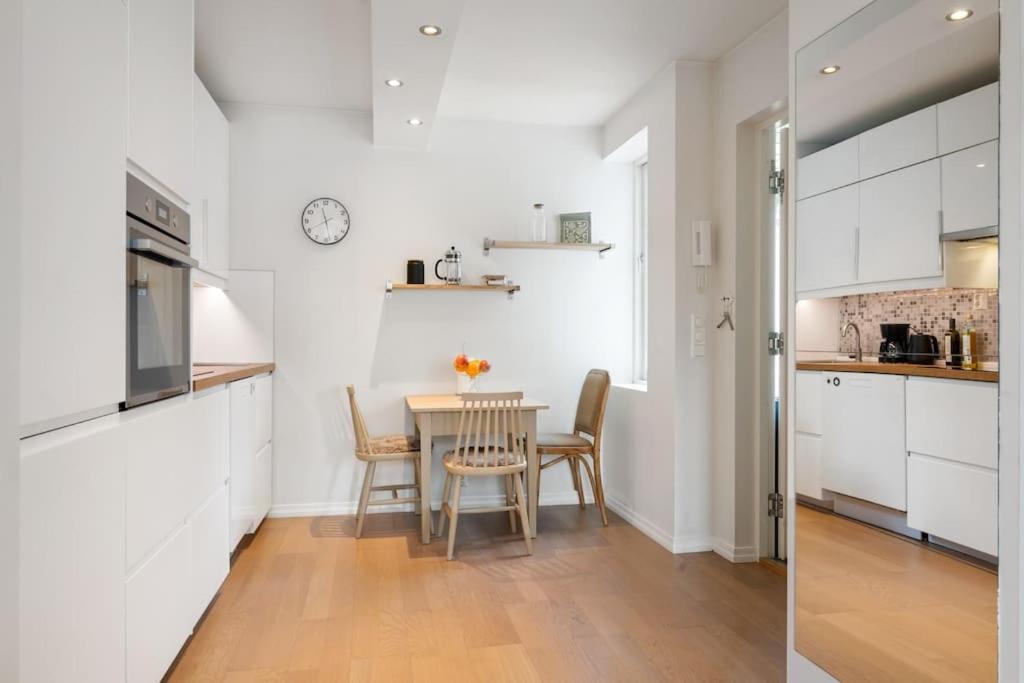 Апартаменты Central City Apt. Neighbor To Unesco Bryggen! Берген Экстерьер фото